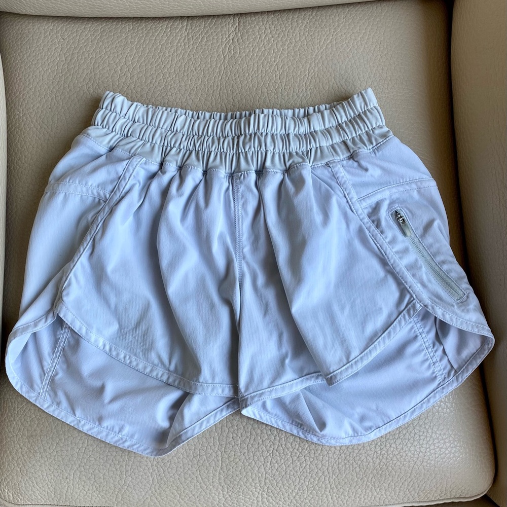 Lululemon tracker white shorts, size 4